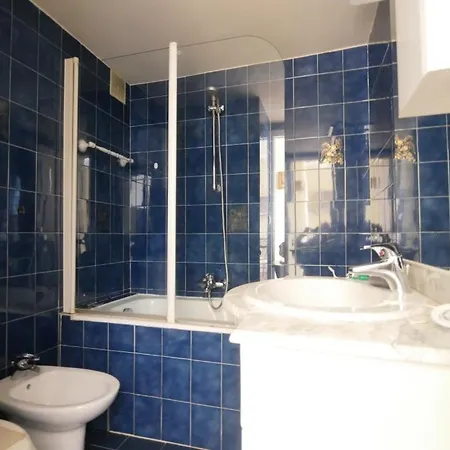 Heart Center Of - Place Grimaldi - 1 Bedroom, 1 Living Room, Balcony Apartment Nice