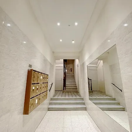Heart Center Of - Place Grimaldi - 1 Bedroom, 1 Living Room, Balcony Apartment *